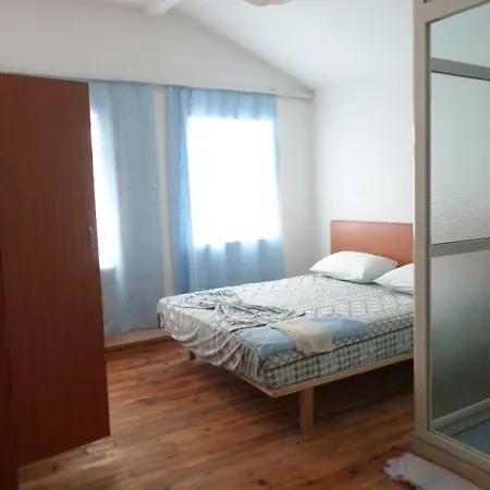 Гостевой дом Dede Nikolla 2*